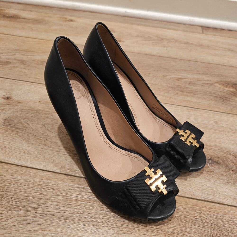 Tory Burch Trudy Black Leather Wedge Pumps Size 6.5